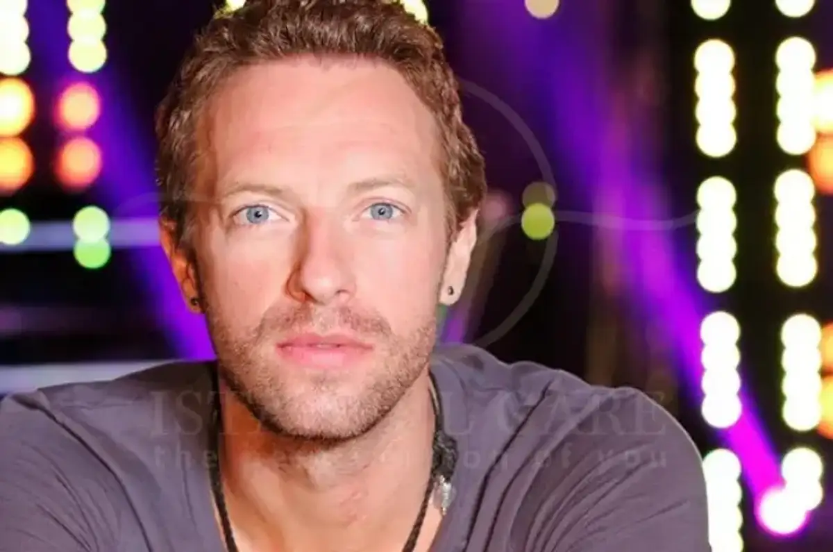 Chris Martin's hair transplant results in Turkey showing restored hairline