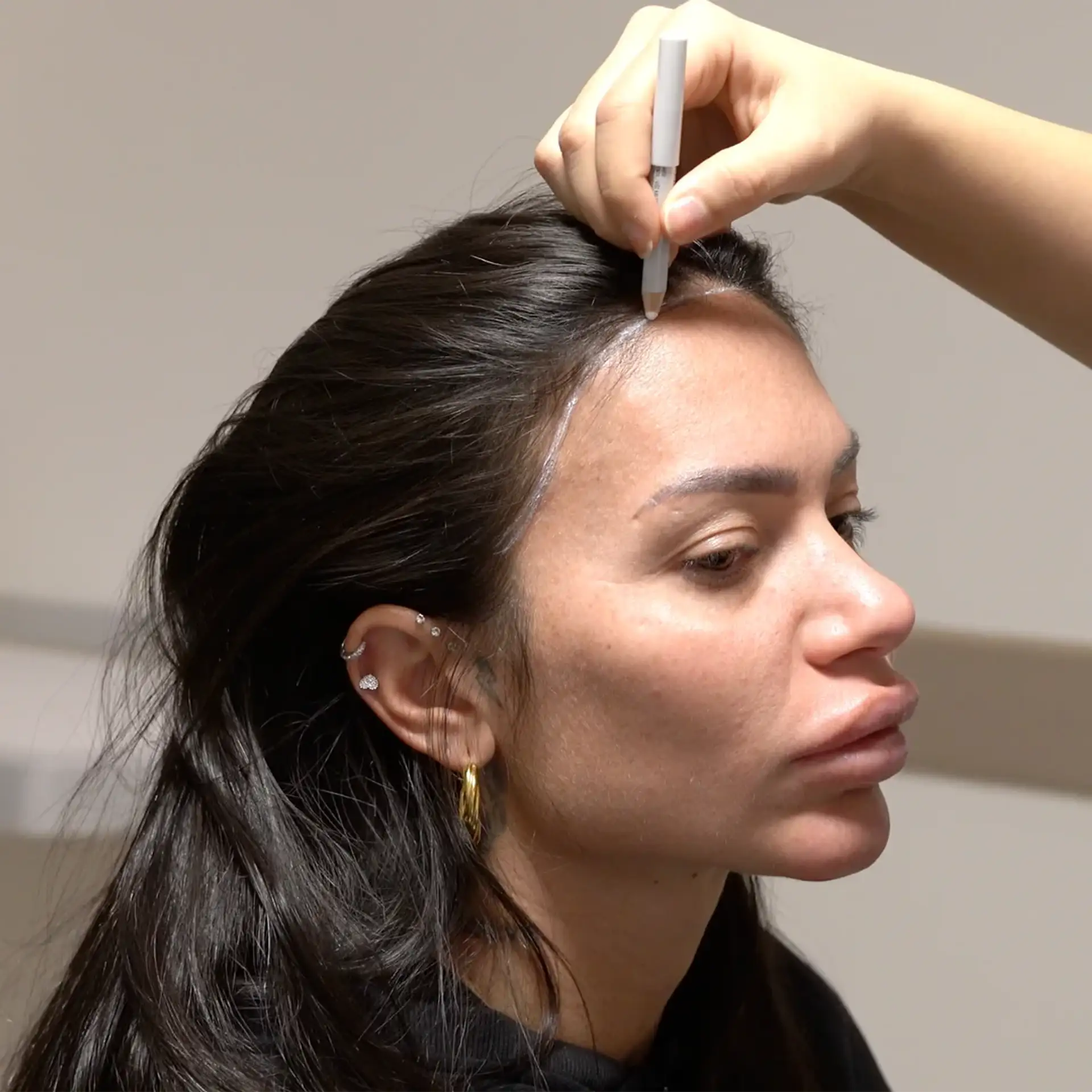 high-volume-experience-female-cases