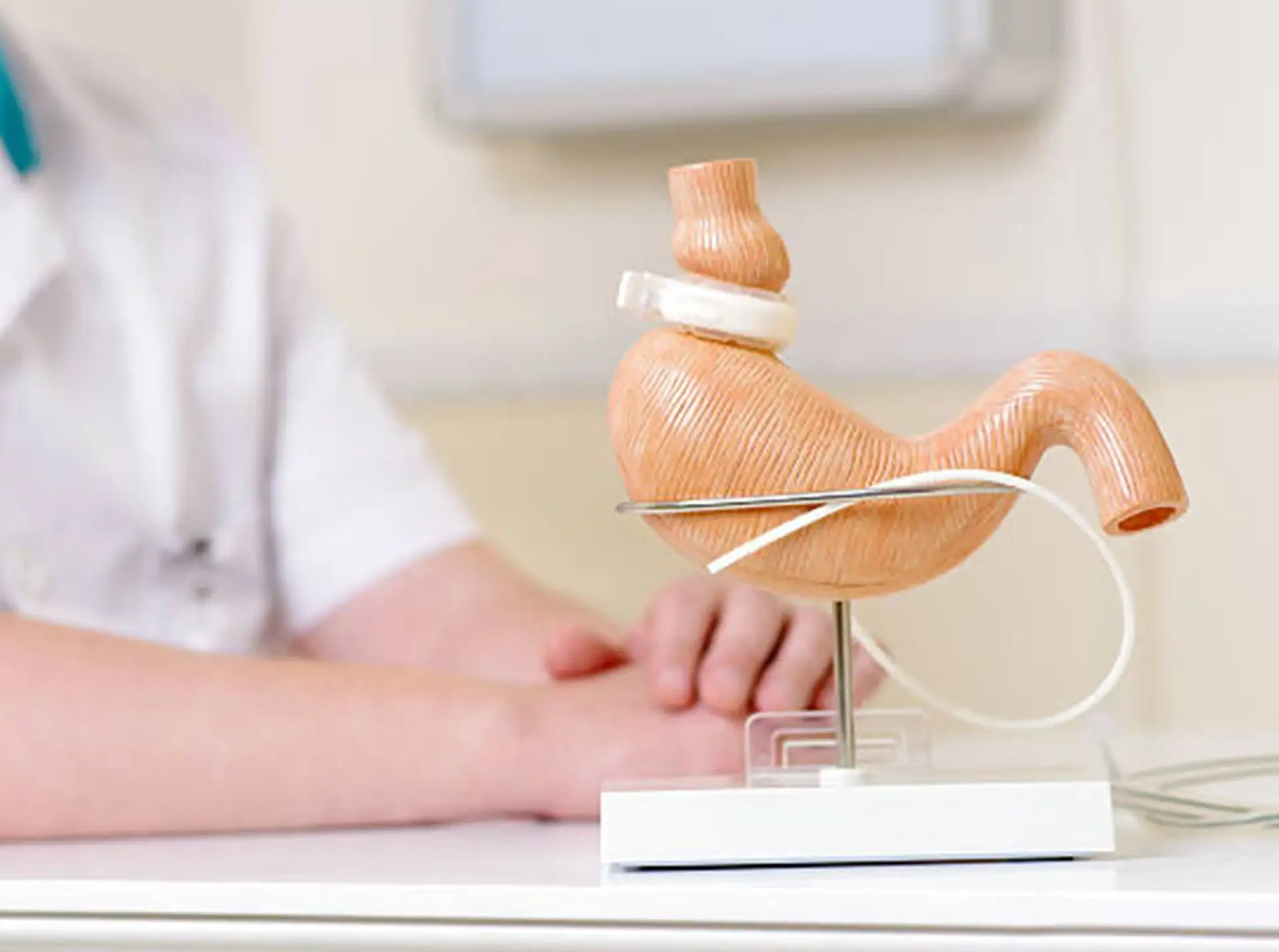 Czy po osiągnięciu przeze mnie masy docelowej następuje usunięcie pasma biodrowego?