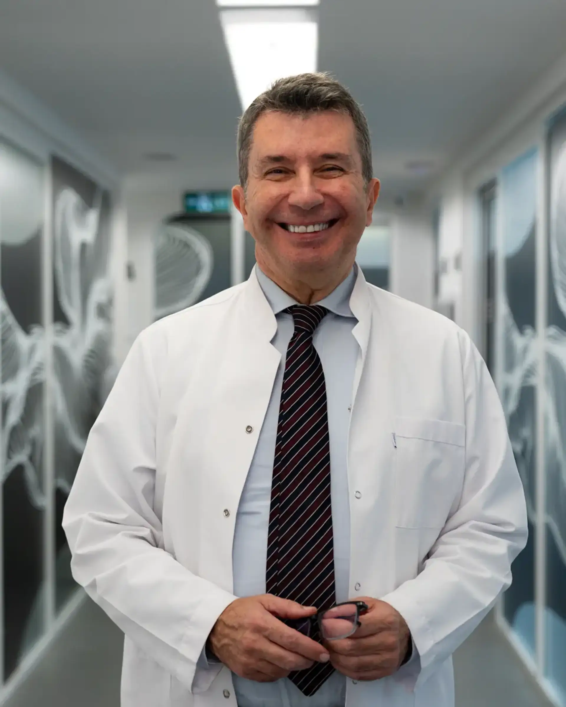 Dr. Asil B.
